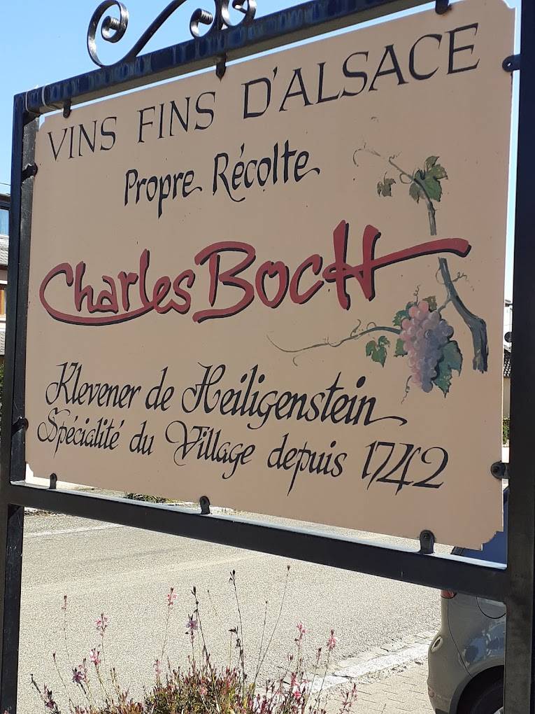 dégustation du vin d'alsace dans un caveau familiale à Heiligenstein