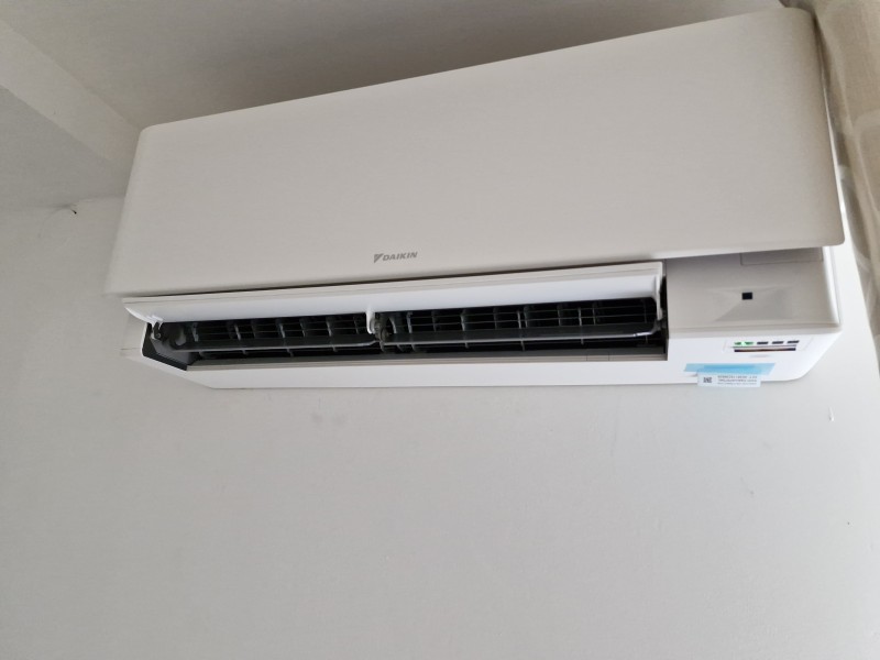 Installation de 3 unités de climatisation réversible Daikin